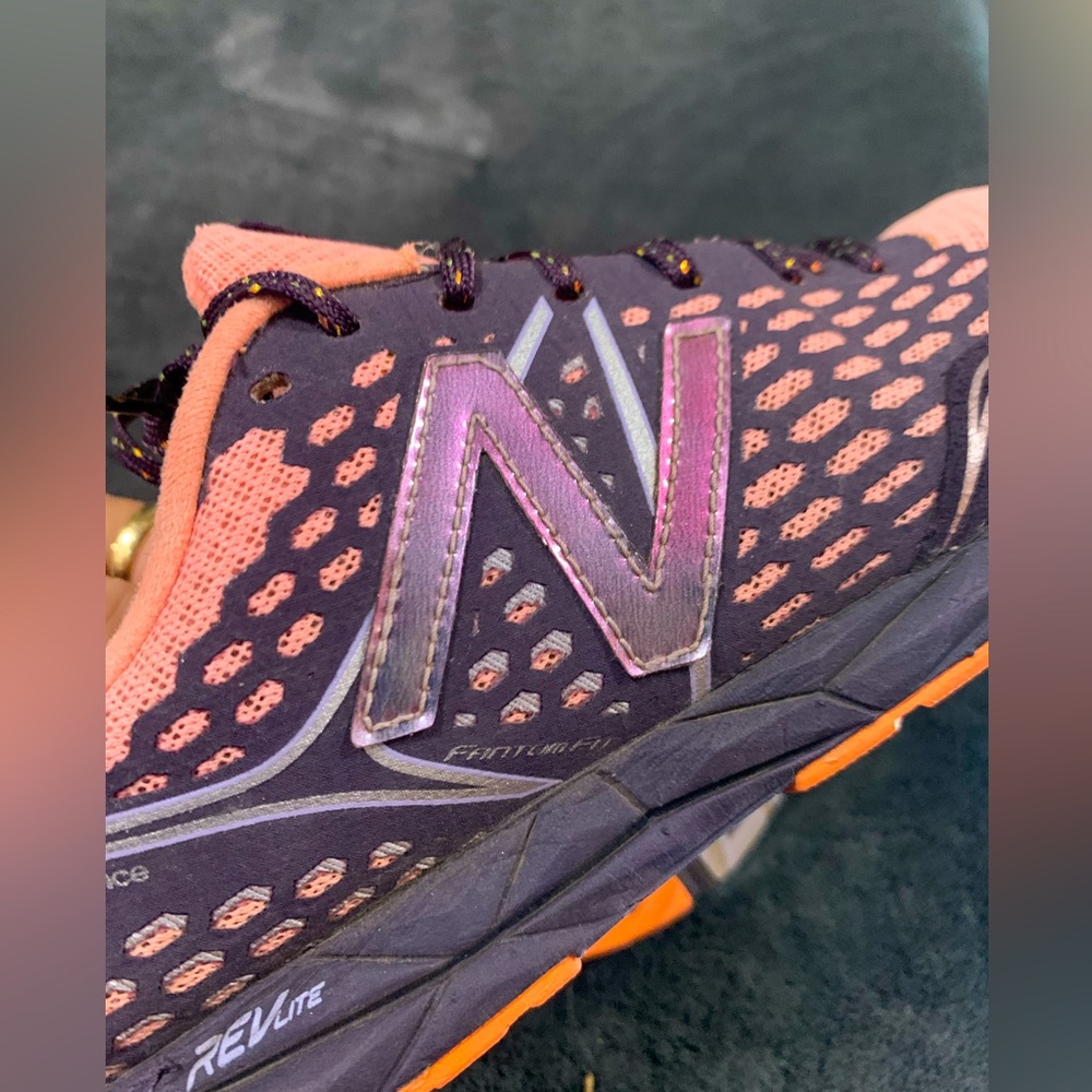NB New Balance 6.5 ladies running shoes 😎